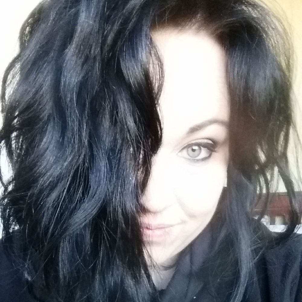 Meet your Posher, Laurel